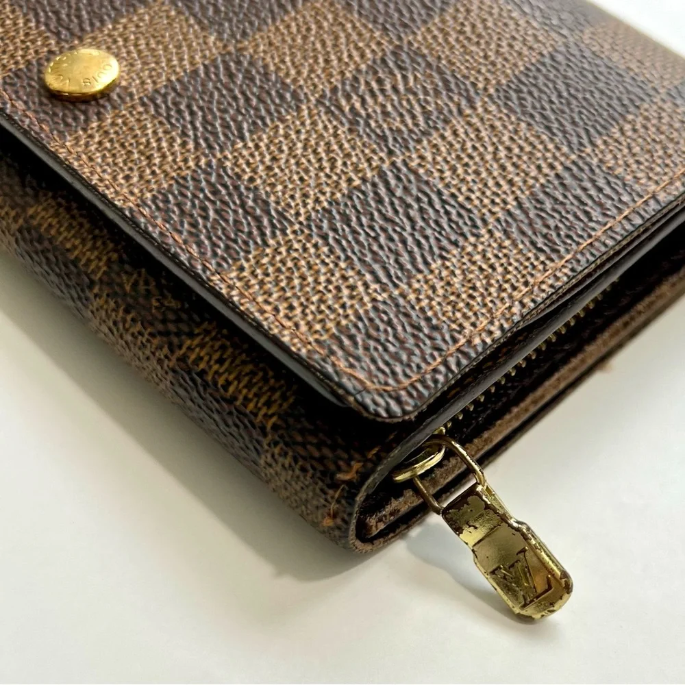 Louis Vuitton Damier Ebene Porte Monnaie Billets Tresor Wallet